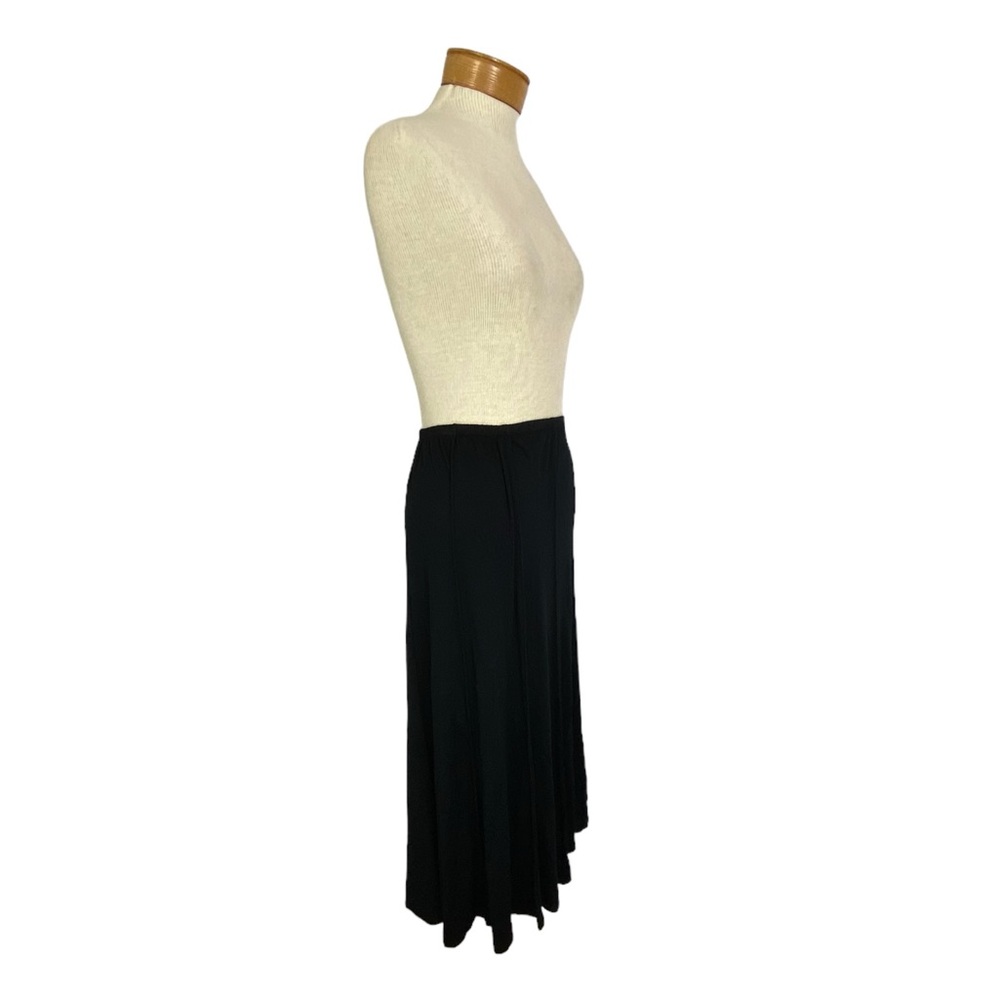Coco Bianco Med Black Midi Lightweight Swing Skirt